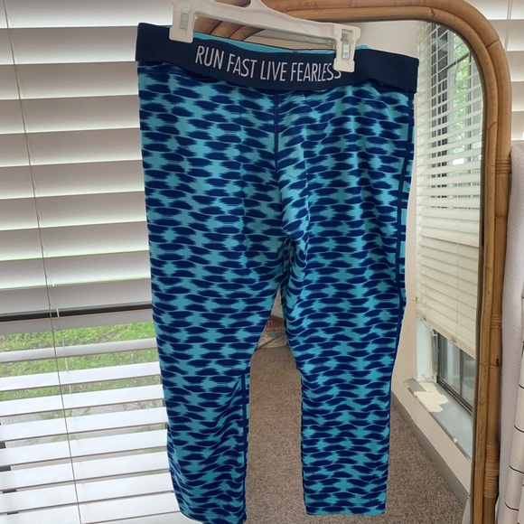 Nike Pants - Nike Dri Fit Capri leggings